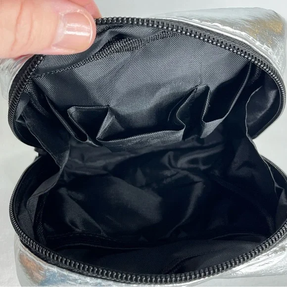 Le Mini Macaron Silver Disco Pouch-Quilted Nylon Zipper Pouch - Picture 8 of 10